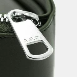 A.P.C. Vert Fonce Emmanuel Letter Logo Wallet