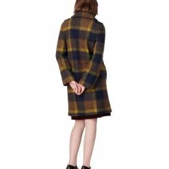 A.P.C. Mantel Jane 7 A.P.C. Mantel Jane